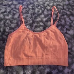 vs/pink work out crop tank top